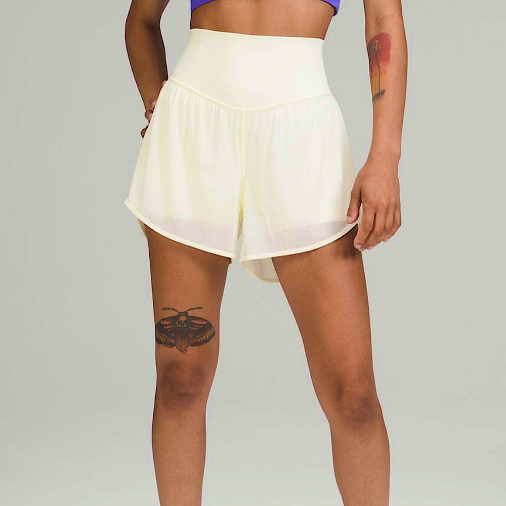 SIZE 2 Lemon Sorbet Lululemon Nulu and Mesh High-Rise Yoga Short 3.5"